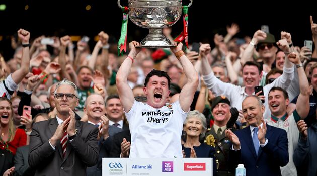 Mayo’s All-Ireland victory: Celebrations stop traffic as Castlebar homecoming awaits