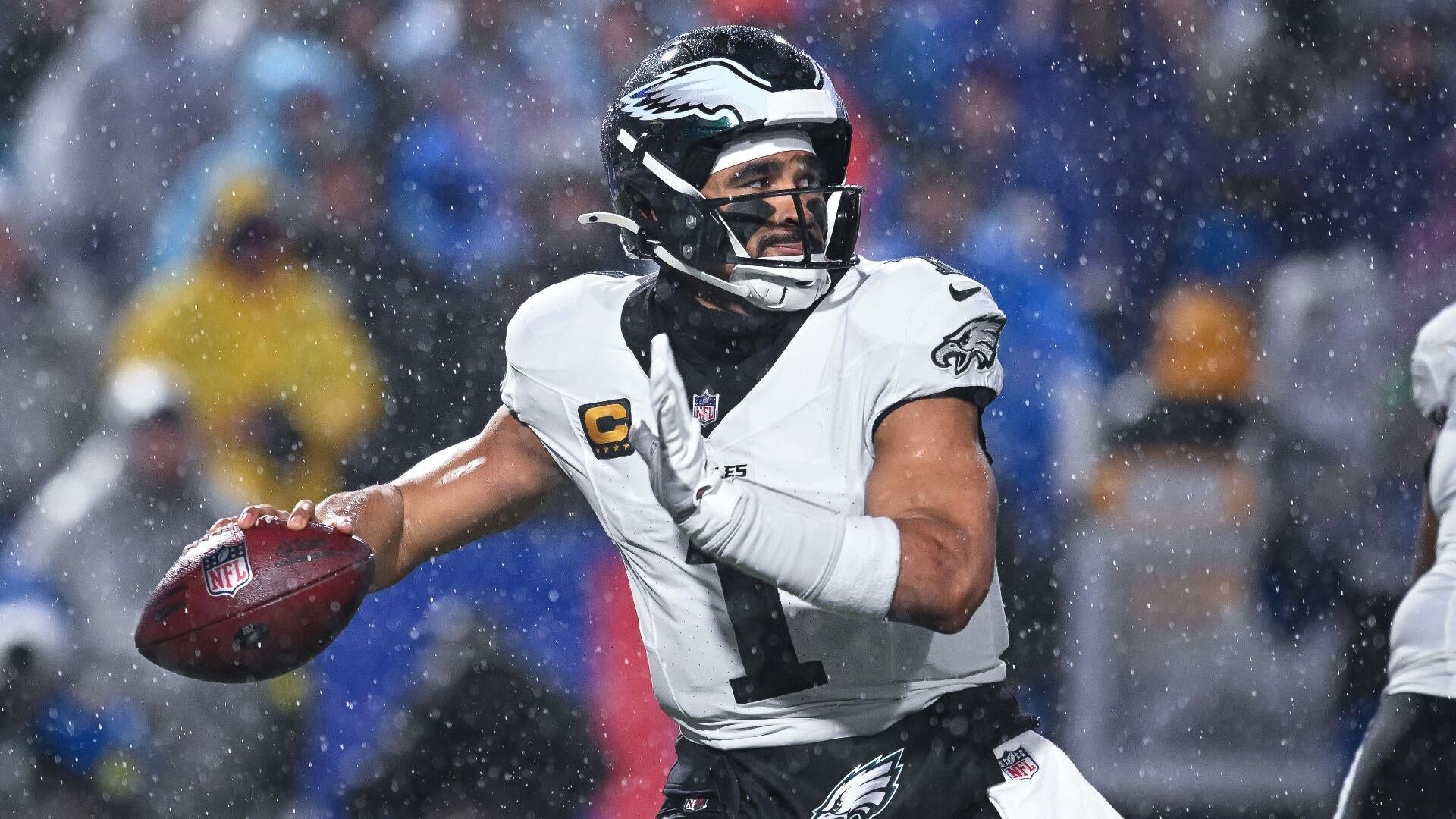 NFL training camp storylines: Aaron Donald watch, QB battles, rookie breakouts among NFC questions