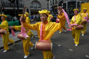 What is Falun Gong and why does the Chinese Communist Party want to suppress it?