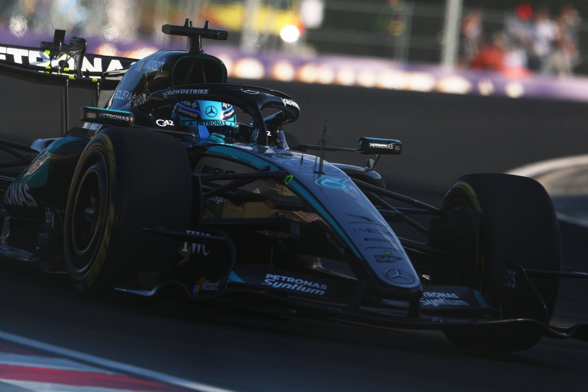 The data behind Russell’s engine software issue that caused his Hungarian GP slow start