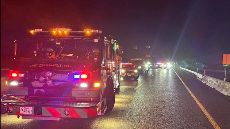 3 killed after disabled car struck by semi on US 80 in Texas