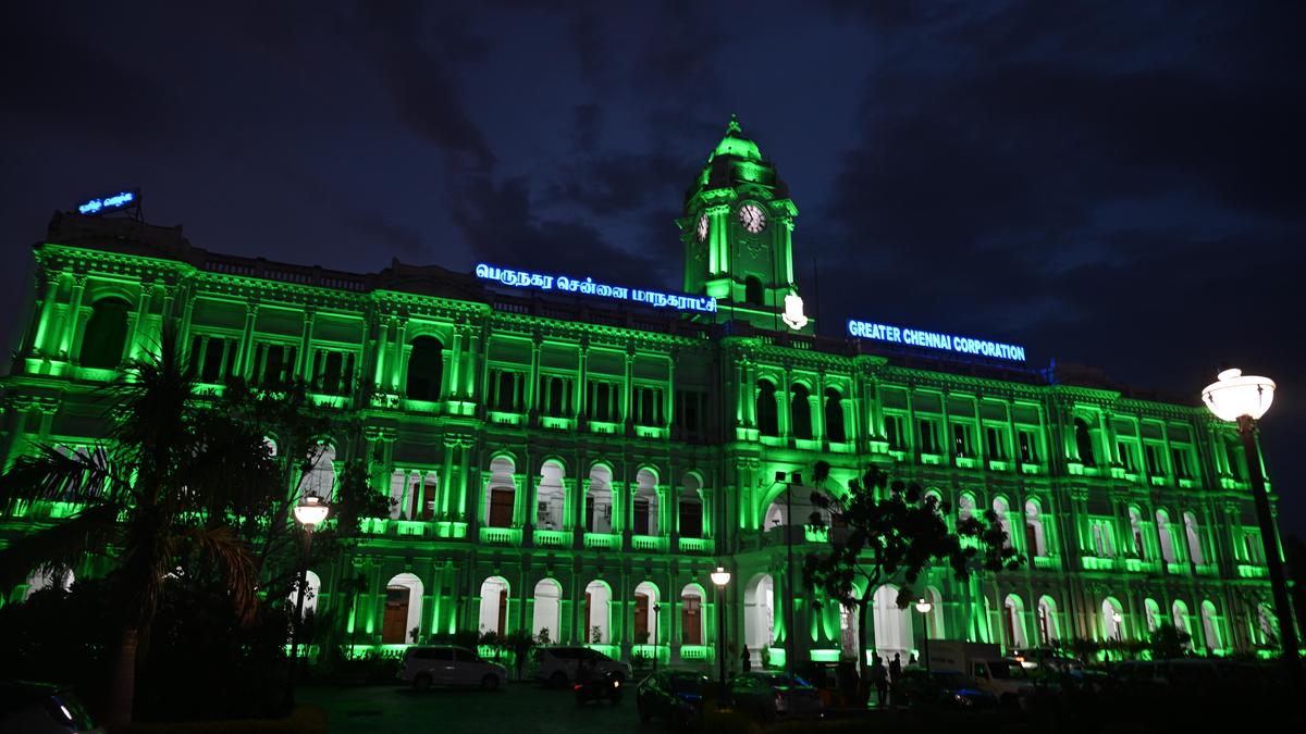 Ripon Buildings illuminated green to mark World Hepatitis Day