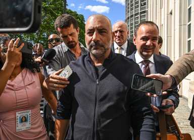 Ex-Eric Adams aide Frank Carone pushes city contract bribery trial date back and hires Luigi Mangione’s defense attorney