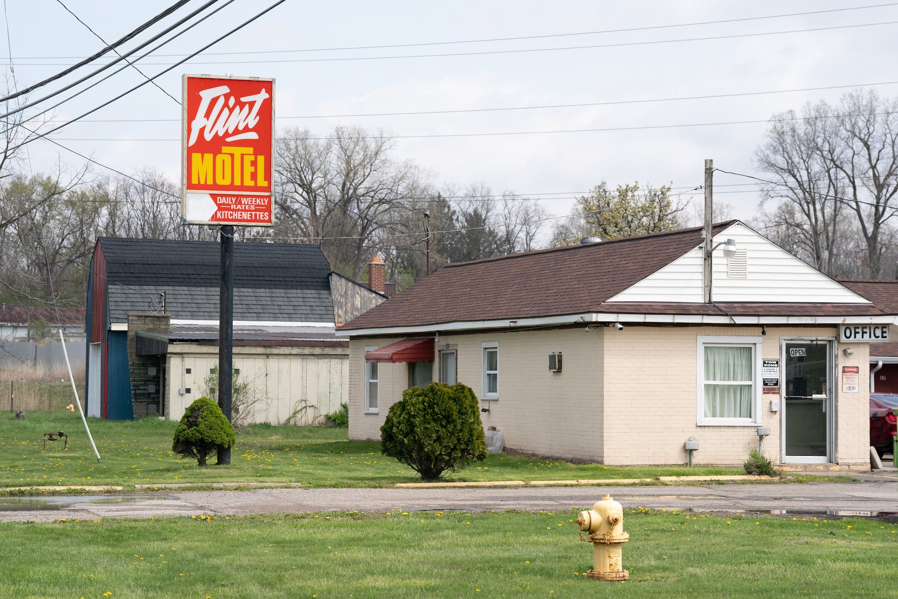 ‘I hope you rot in prison’: Woman confronts mother’s killer in Flint murder case
