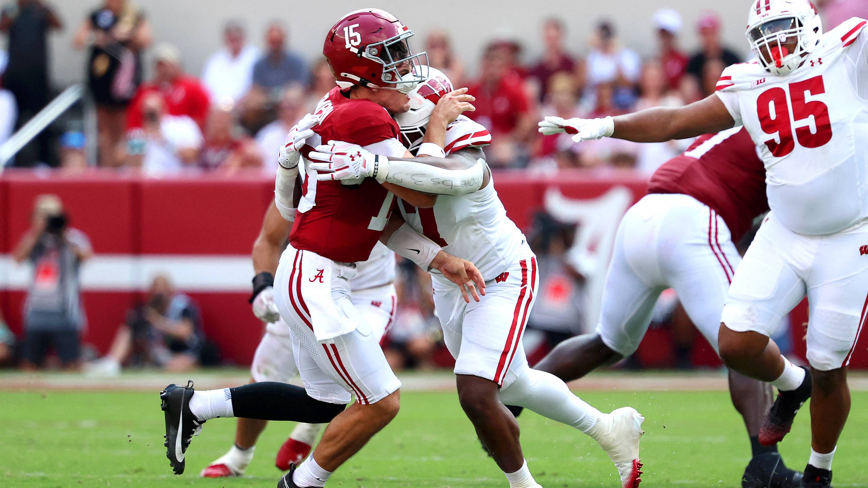 Player Previews: What can Fifth-Year OLB Tyreese Fearbry Provide the Badgers?