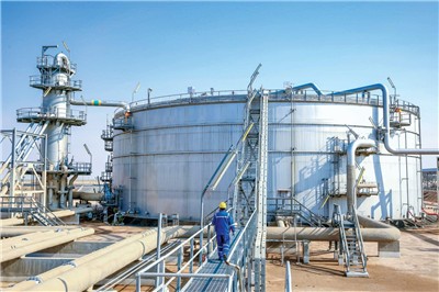 Kuwait inks $16 billion pipeline deal with US firms