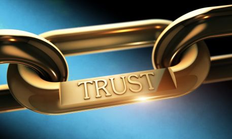 The Stablecoin Sandwich Is Missing the Trust Layer