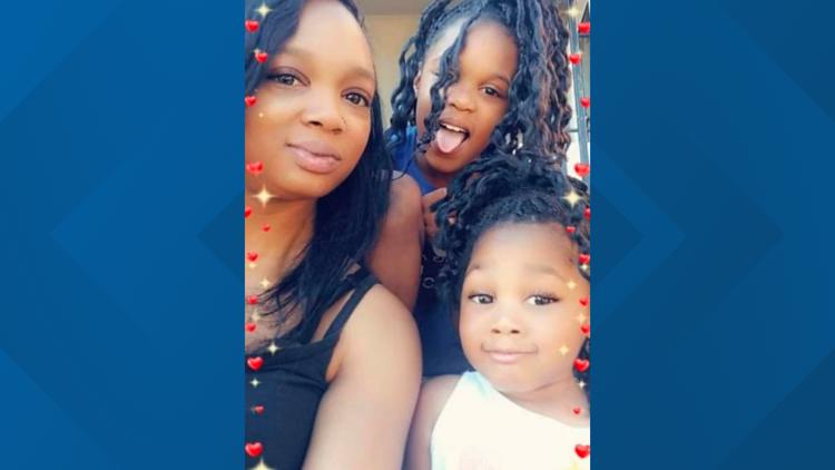 'They were a package deal.' | Family remembers mother, two daughters killed in U.S. 80 crash in Kaufman County