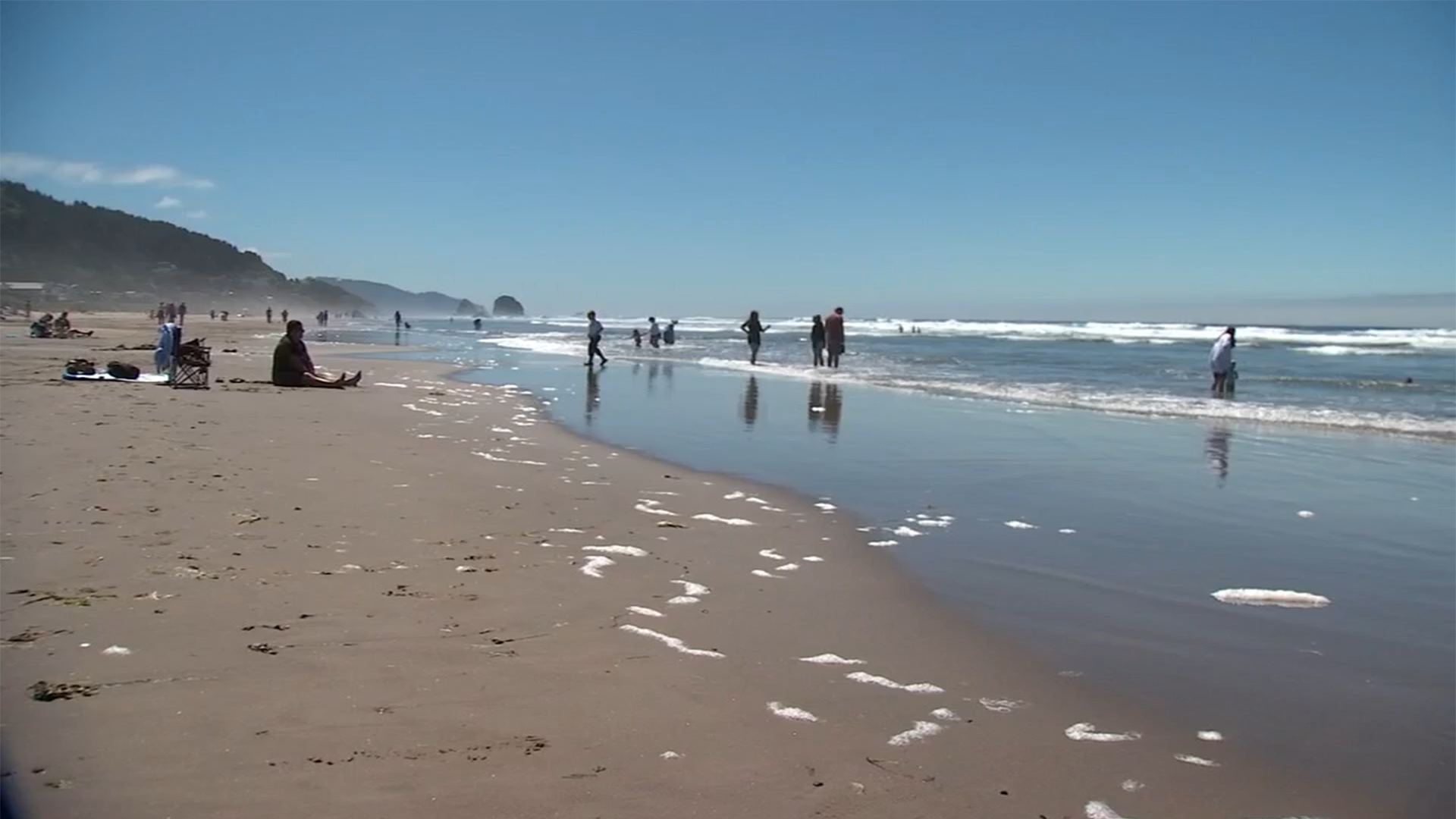 5 teens rescued after rip current pulls them from Cannon Beach shore