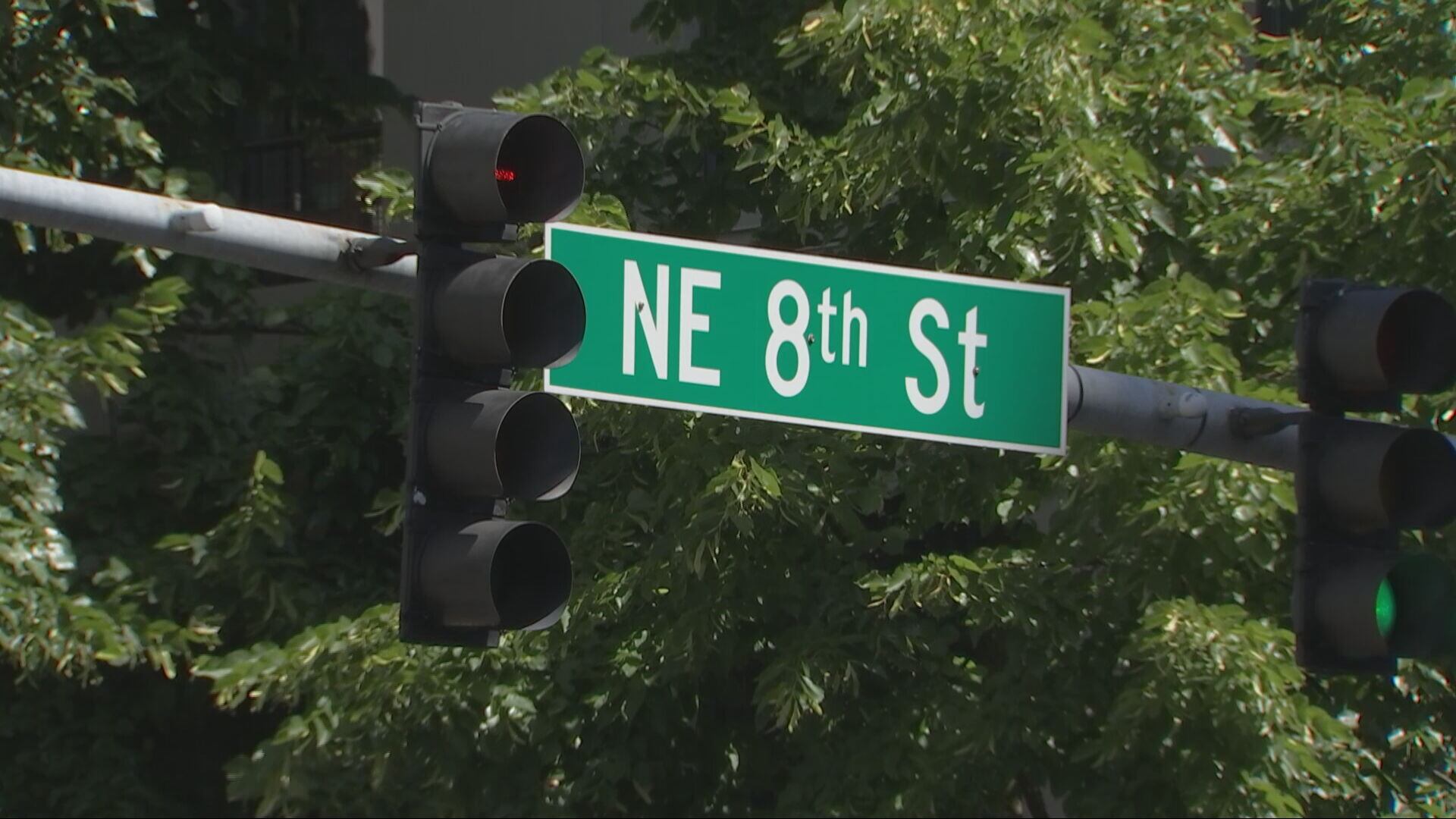 Police: Speeding causes multi-car crash in downtown Bellevue