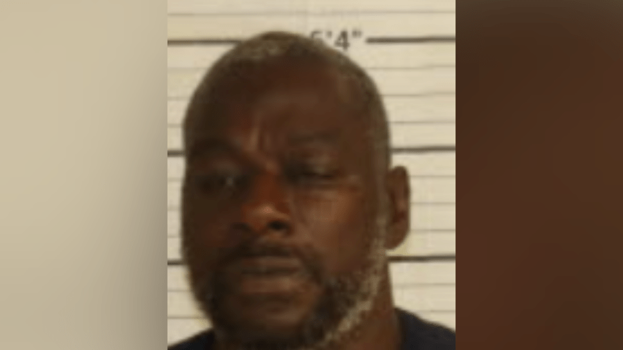 Man kicked, assaulted with gun over $2 lottery ticket: MPD