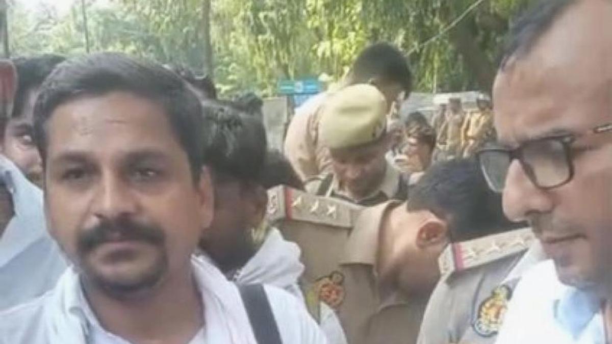 Probe Lekhpal exam ‘lapses’, reform recruitments: students at rally in U.P.