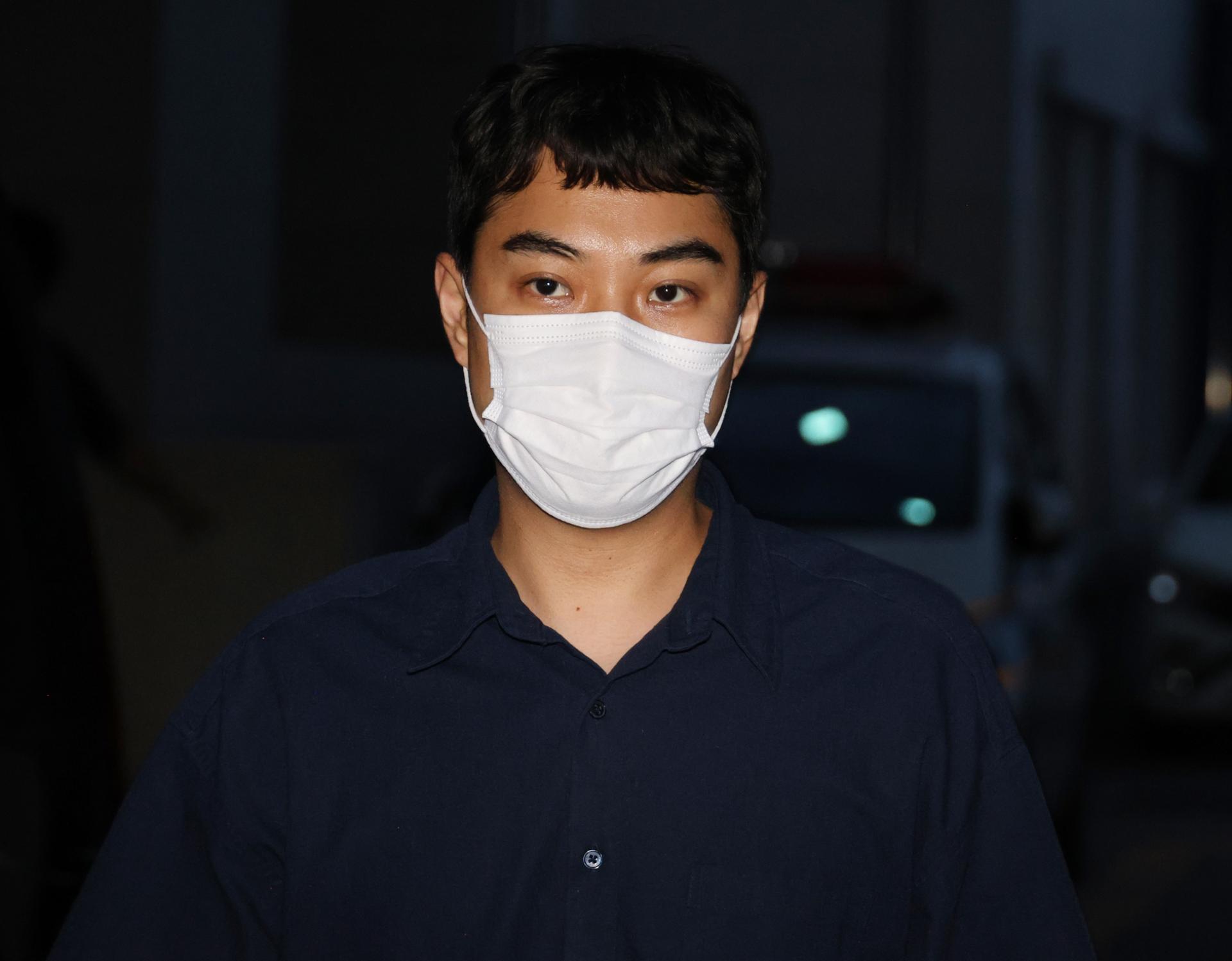 Arrest warrant sought for ex-Cheongju councilor over alleged child prostitution
