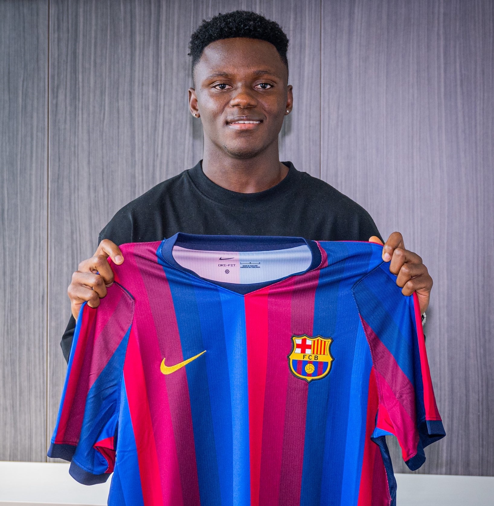 Ghana’s Aziz Issah seals permanent transfer to Barcelona