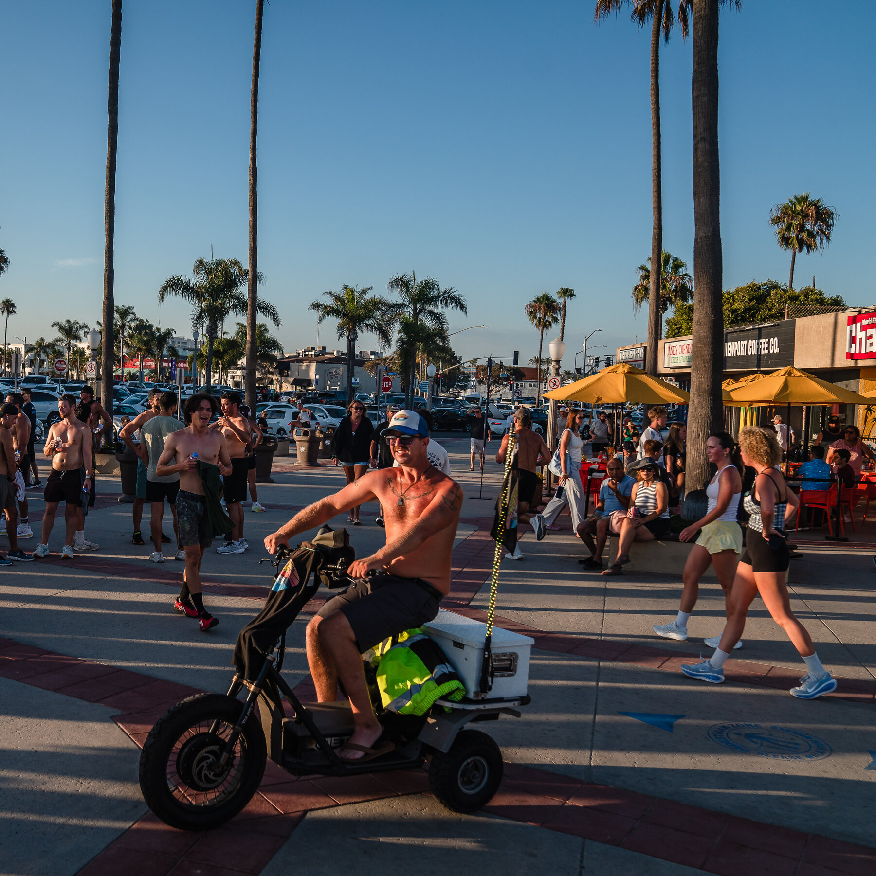 Newport Beach in California Struggles to Copy With Rowdy Outsiders