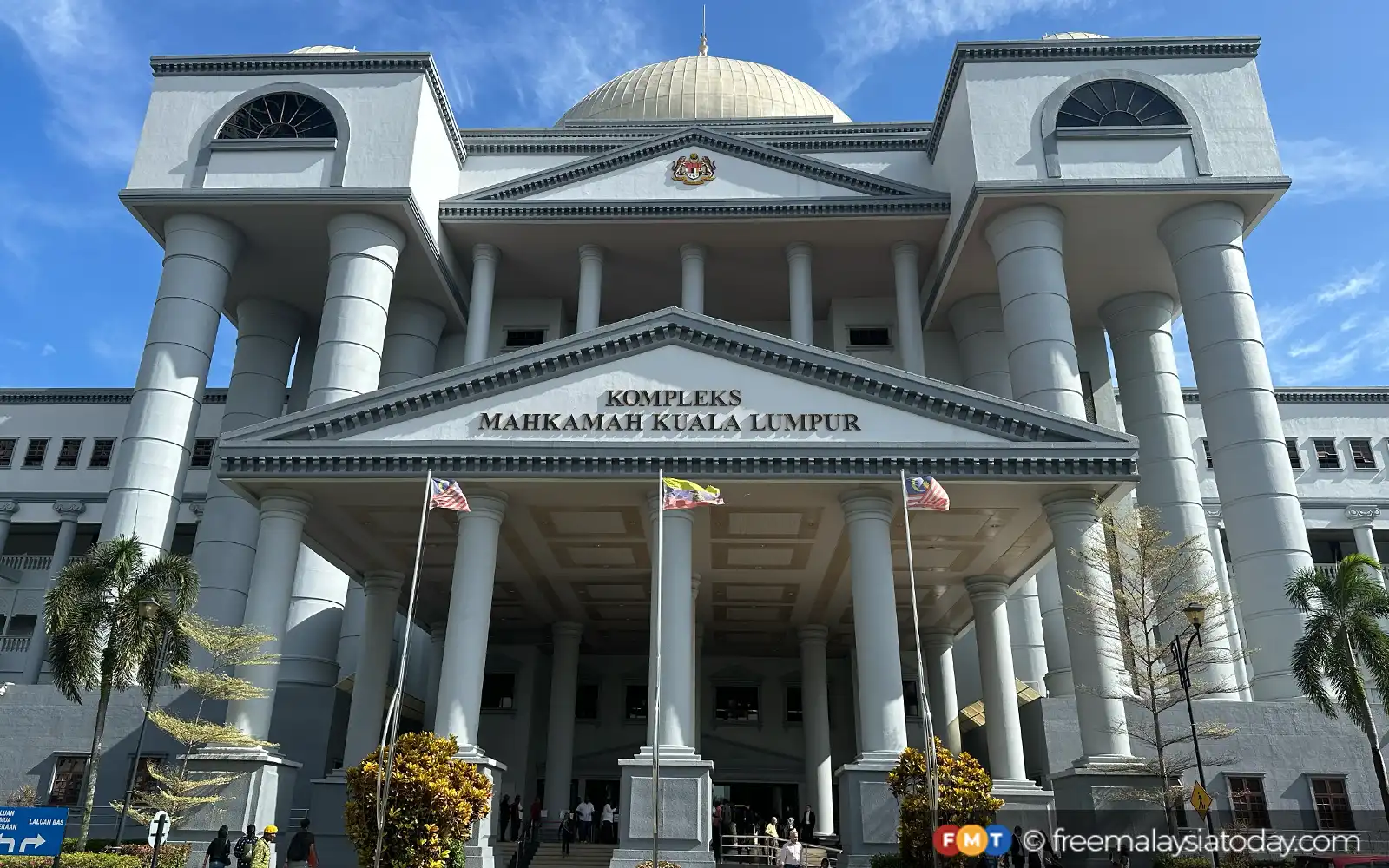 Wanita kelahiran Pahang bukan warganegara secara automatik, putus mahkamah