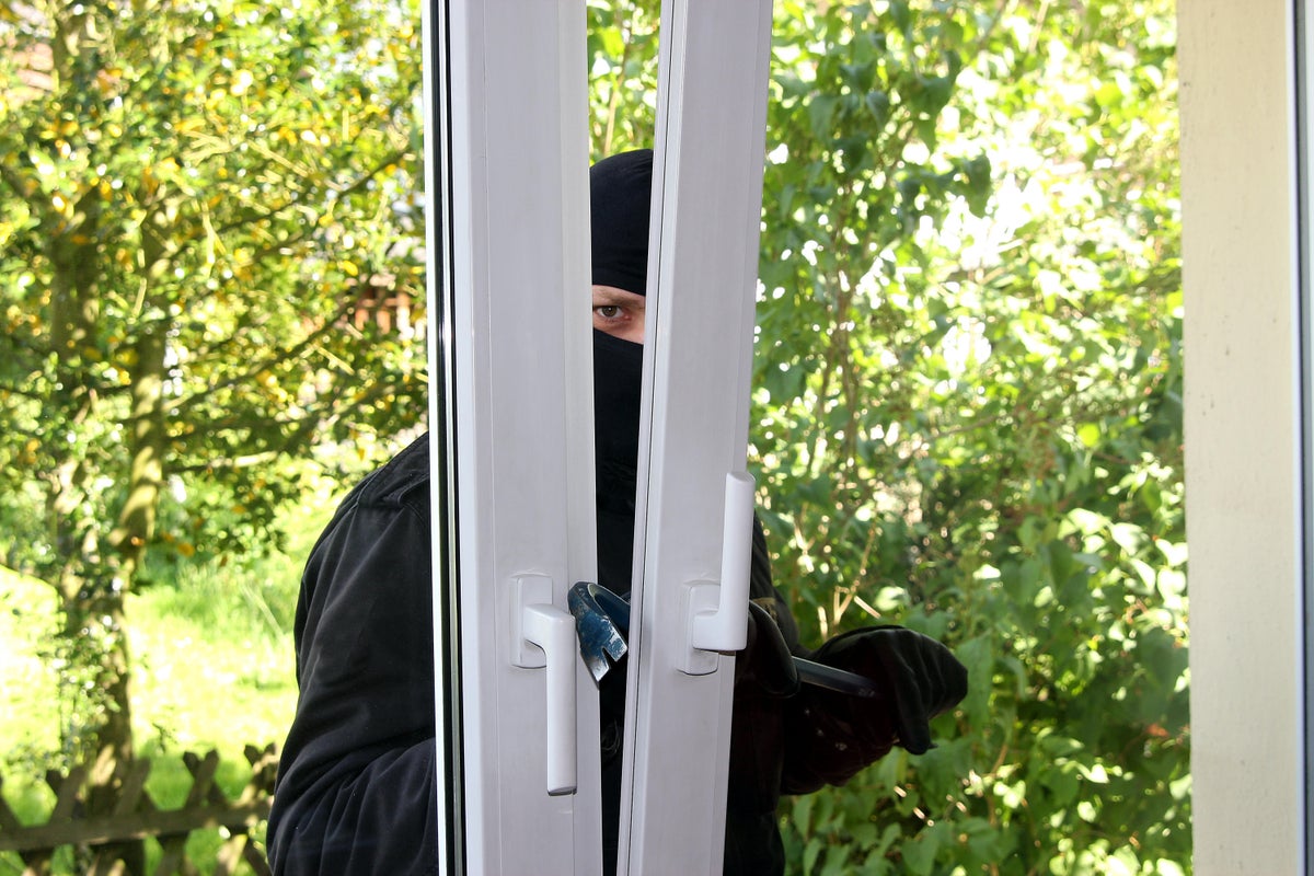 Expert tips on how to prevent a break-in this summer