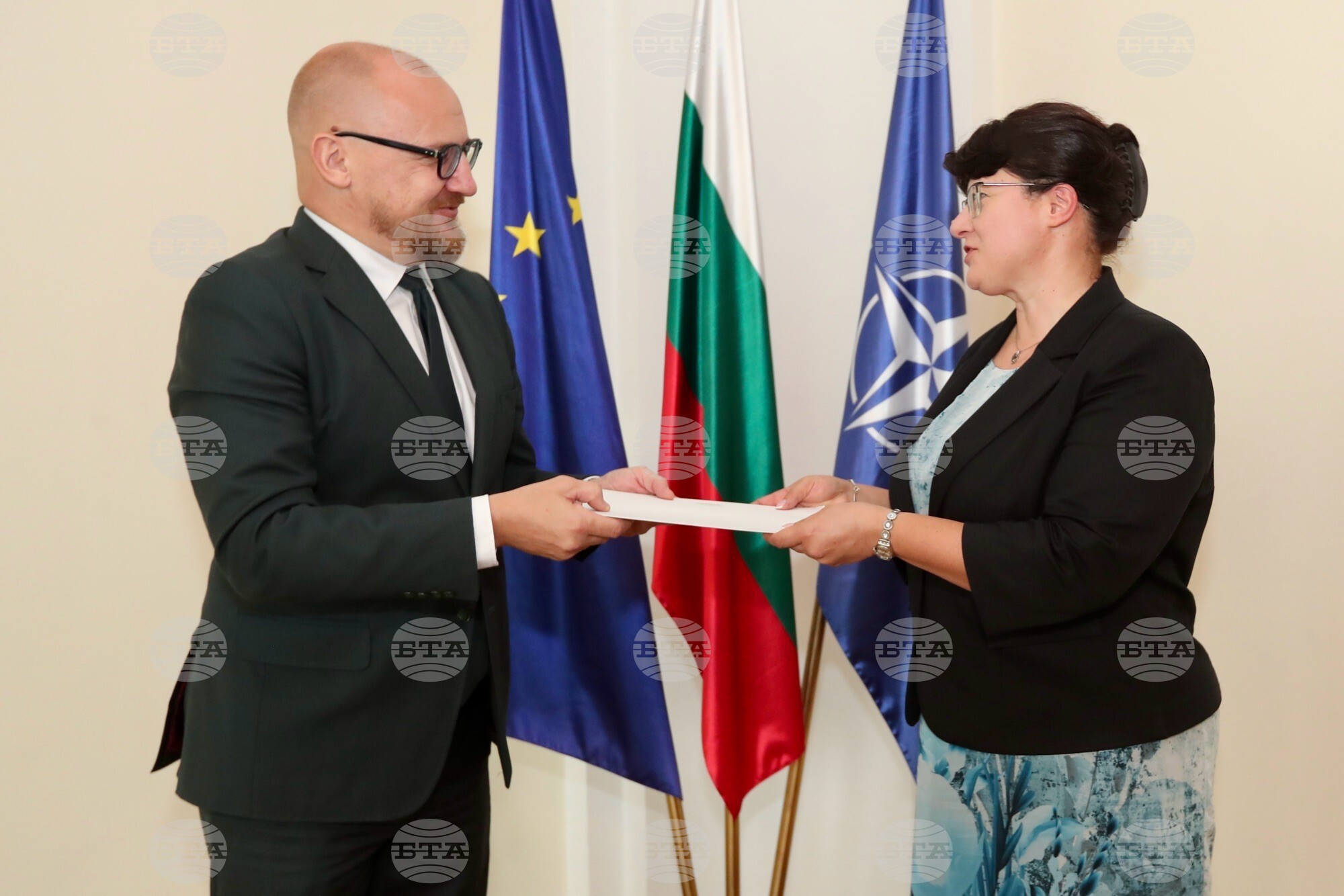 Deputy Foreign Minister Receives Credentials of Latvia's New Ambassador, Discusses Bilateral Ties