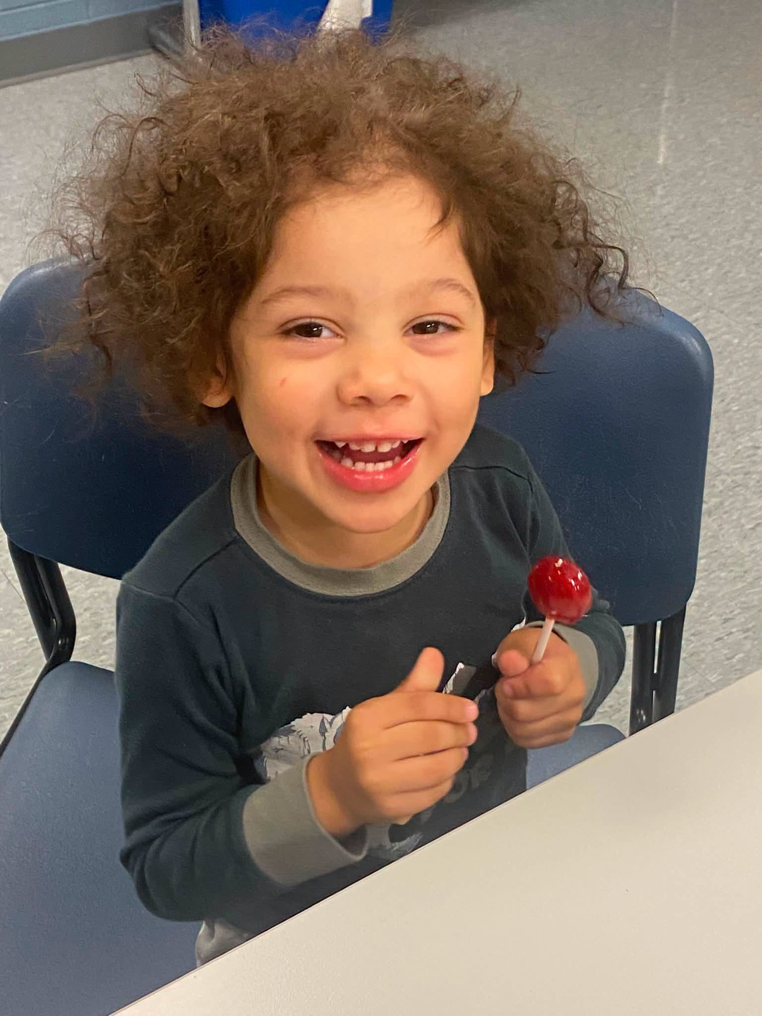 Redford police look for parents of 3-year-old boy found wandering