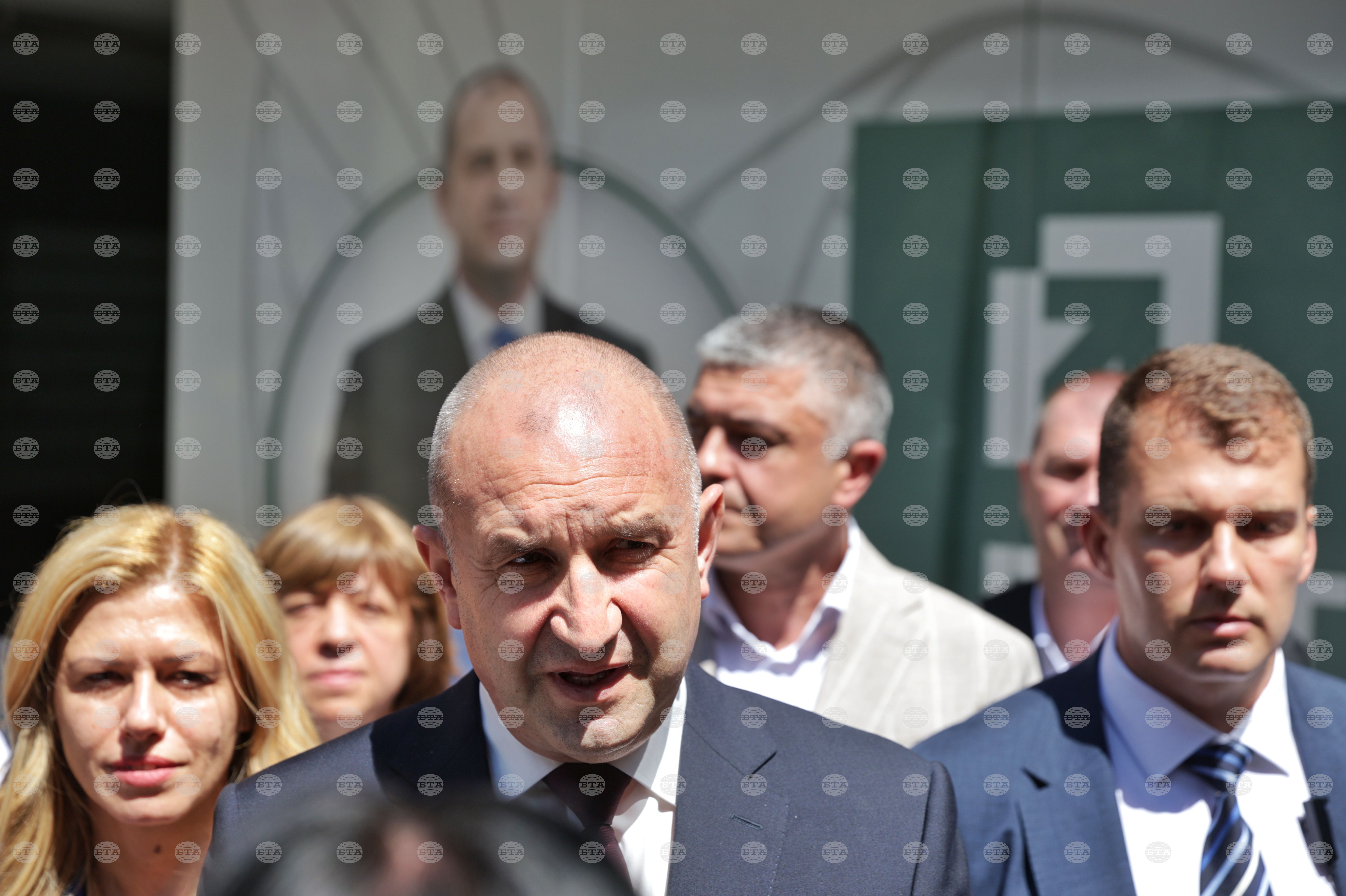 PM Radev Says Iran Understands that Bezmer Deployment Is Non-Combat Mission