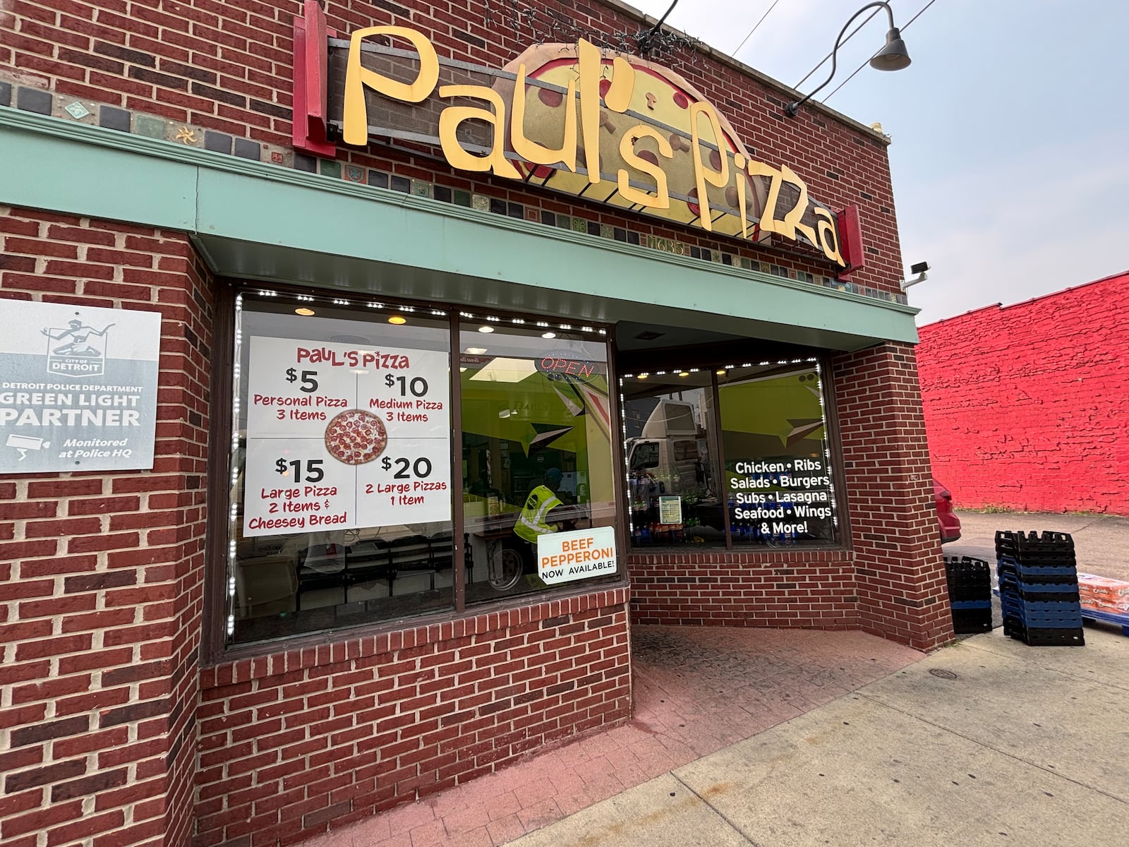 Southwest Detroit businesses hope Gordie Howe bridge brings customers — not just traffic
