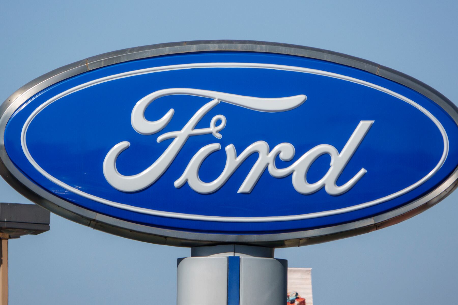 Ford recalls another 79K SUVs, this time for seats that can trap passengers