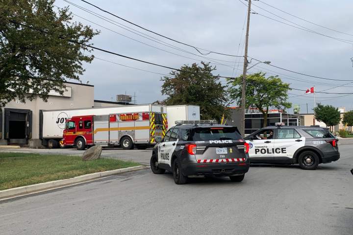 ‘Labour-intensive’ 4-alarm fire at Etobicoke waste facility