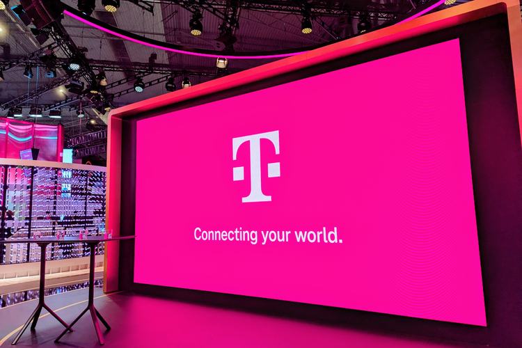 T-Mobile restores network following yesterday's outage