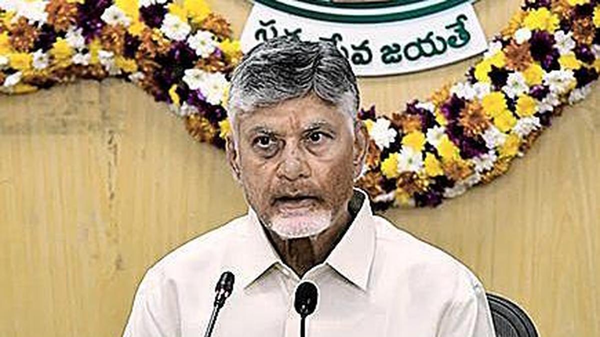Naidu directs comprehensive support for farmers in A.P. amid El Niño threat