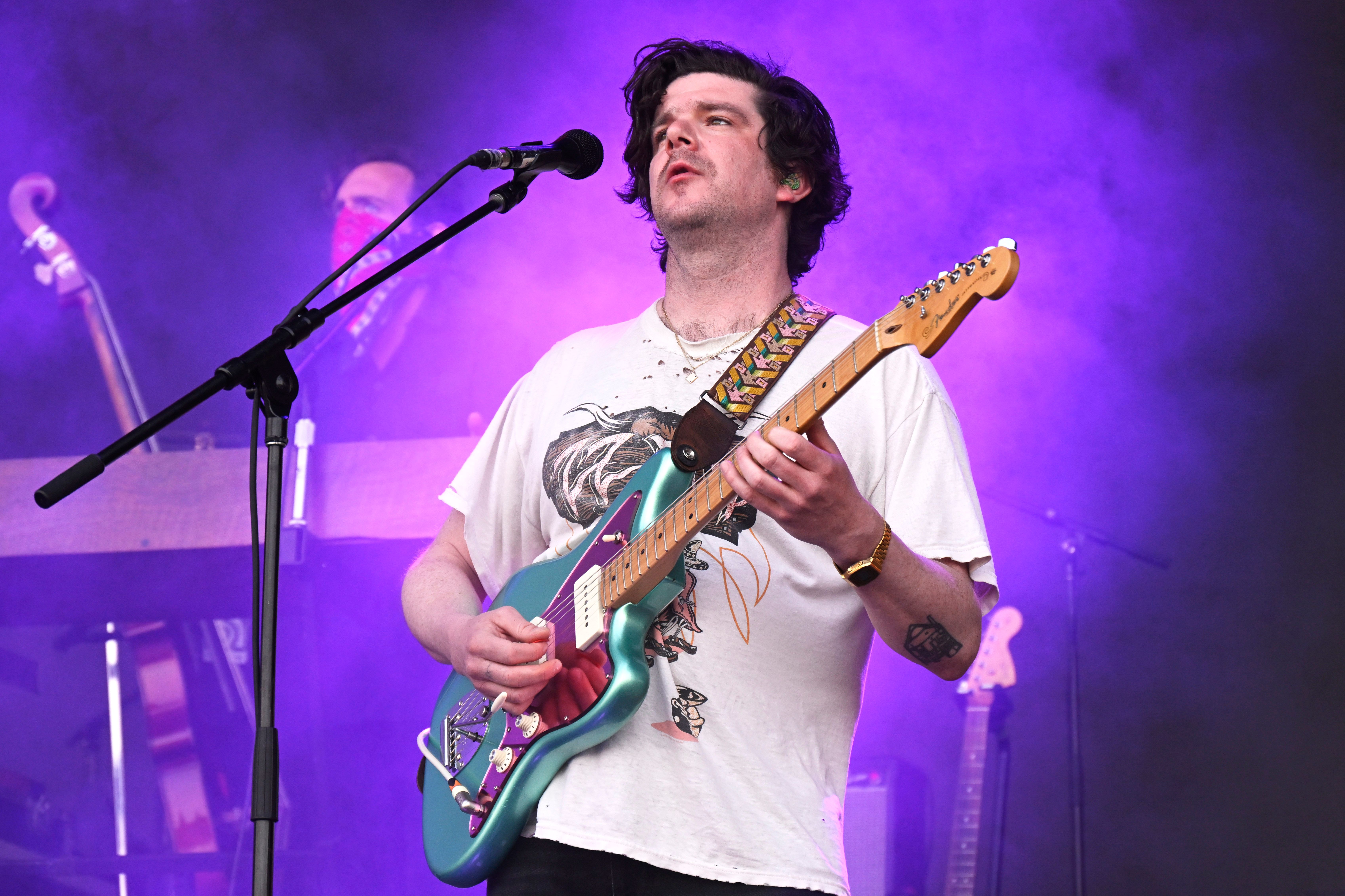Modest Mouse Guitarist Simon O’Connor Apologizes for Inappropriate Messages to Minor