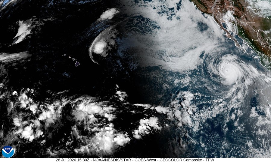 What's happening in the Pacific? | Tracking the Tropics