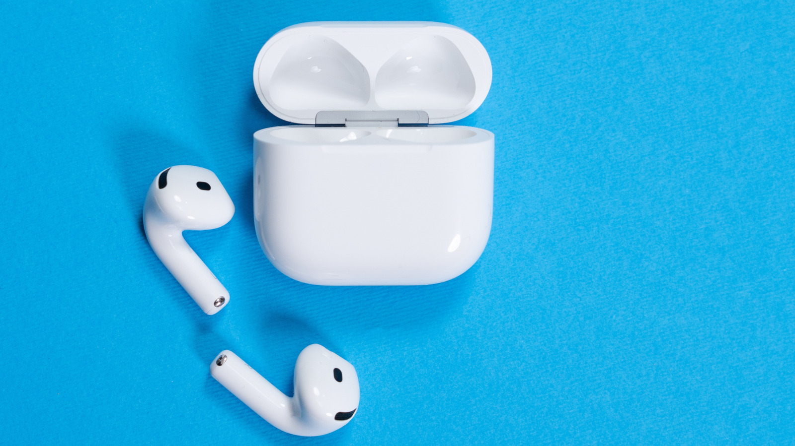 What is the 60-60 rule for AirPods?