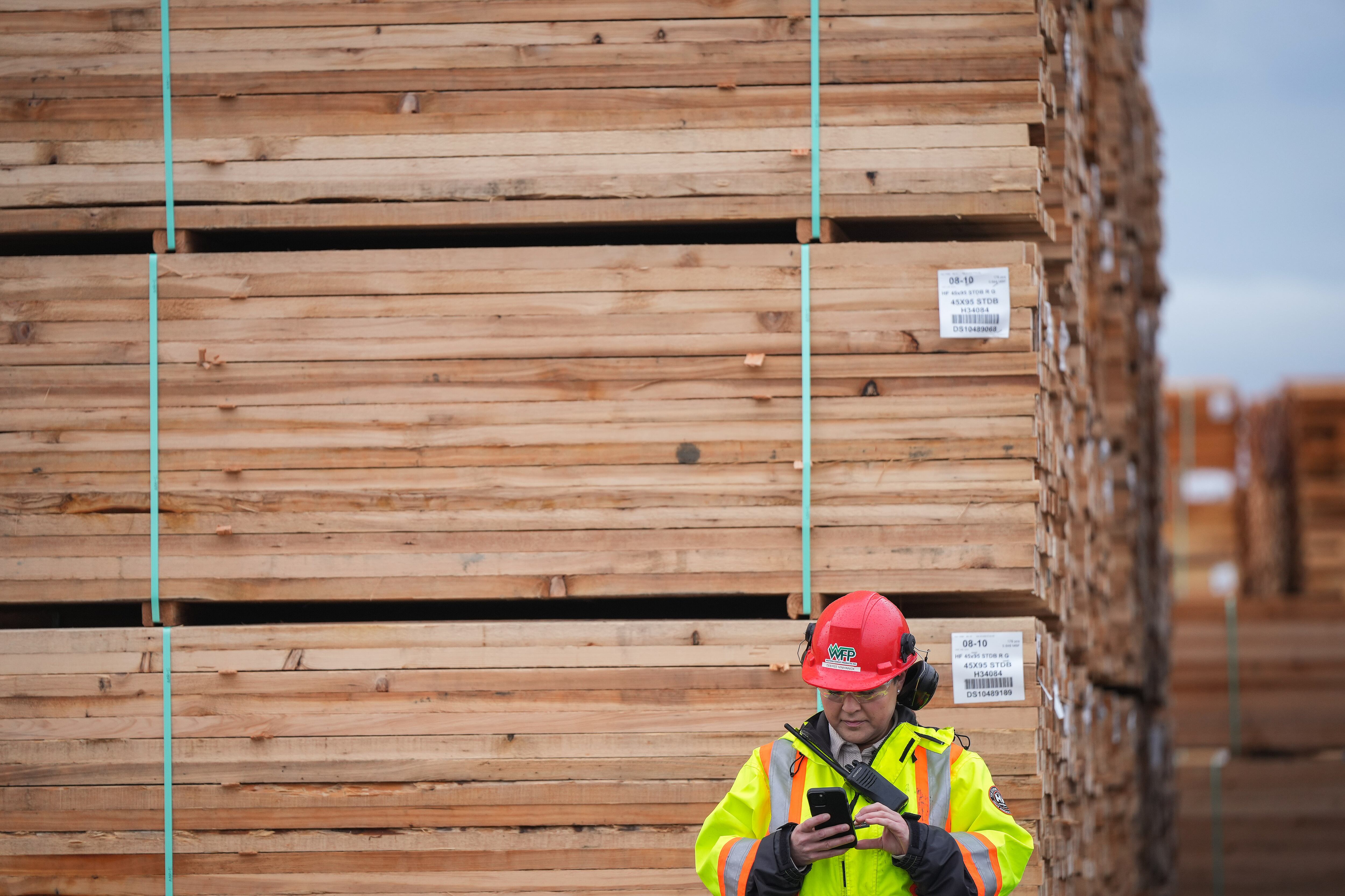 Ottawa lends Millar Western Lumber $100-million to help with tariffs, trade uncertainty