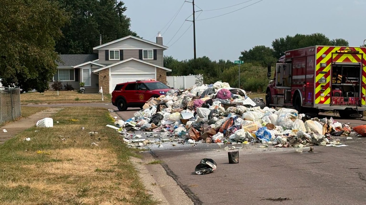 Apple Valley garbage truck dumps burning load in street during heat wave