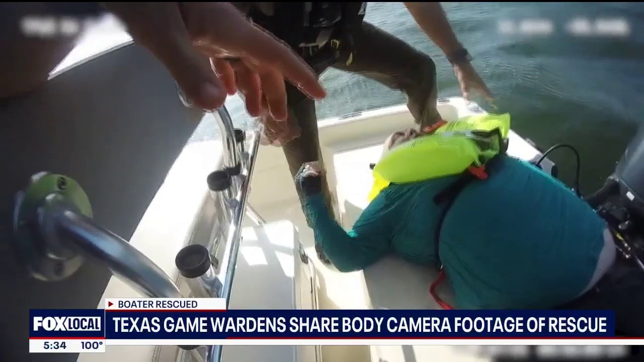 Texas Game Wardens rescue man from Lake Tawakoni