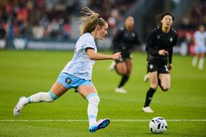 Hunter converts penalty to lift AFC Toronto past winless Wild 1-0
