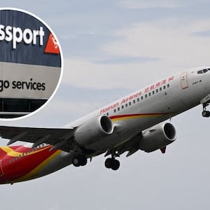 Swissport opens Auckland Airport cargo centre, teams up with Hainan Airlines
