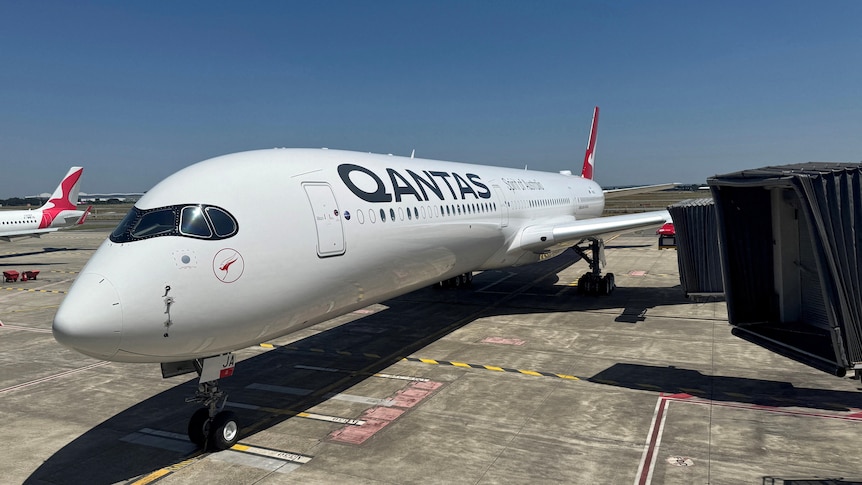 Judge slams law firm over delayed $120m payout to sacked Qantas workers