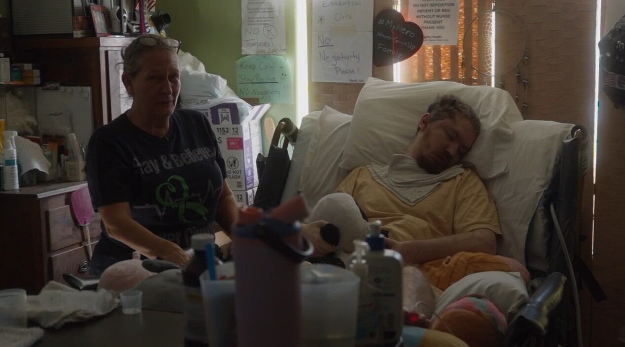 Mom struggles to keep son alive during 16-hour power outage as medical equipment fails