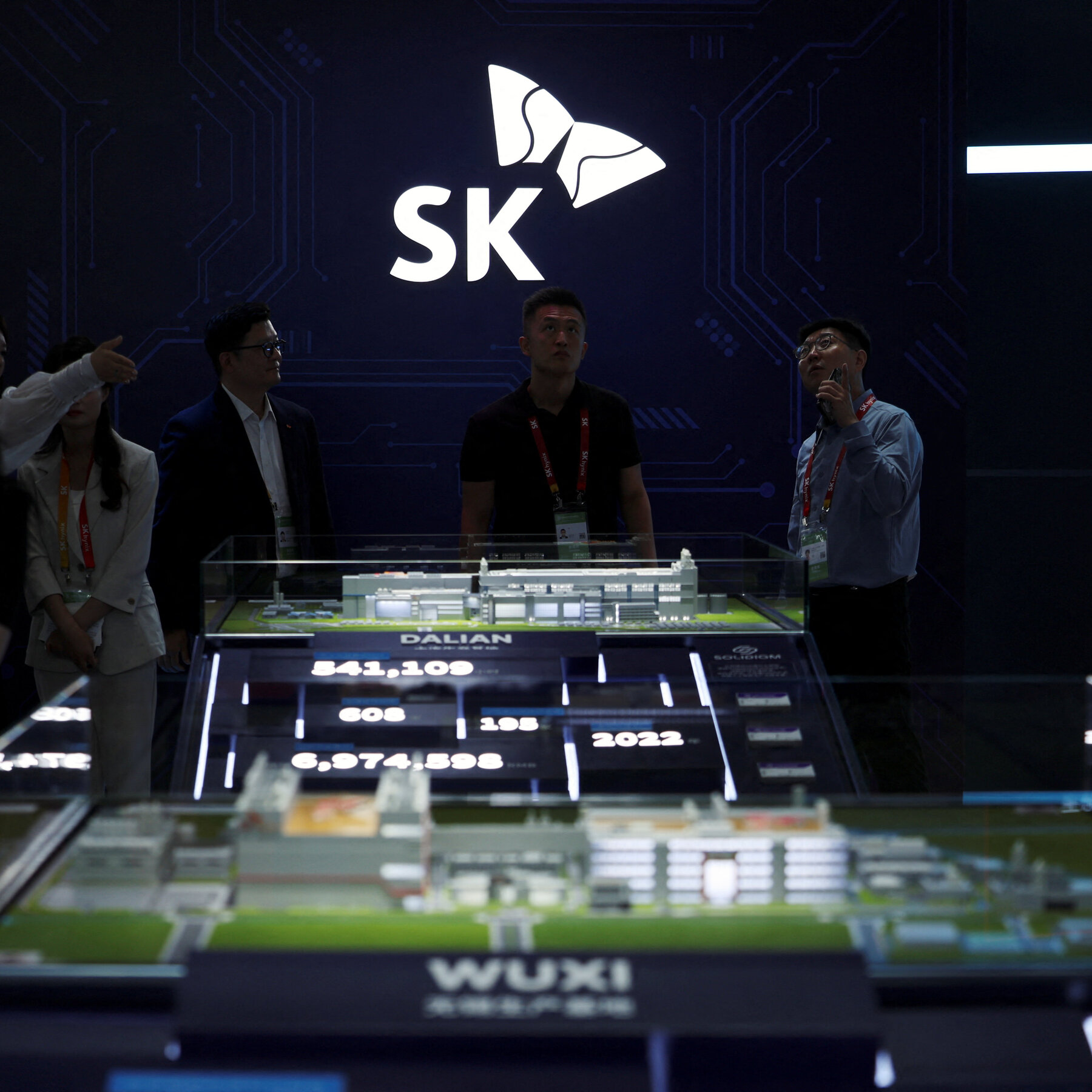 South Korea’s Memory Chip Giant Defies A.I. Market Jitters