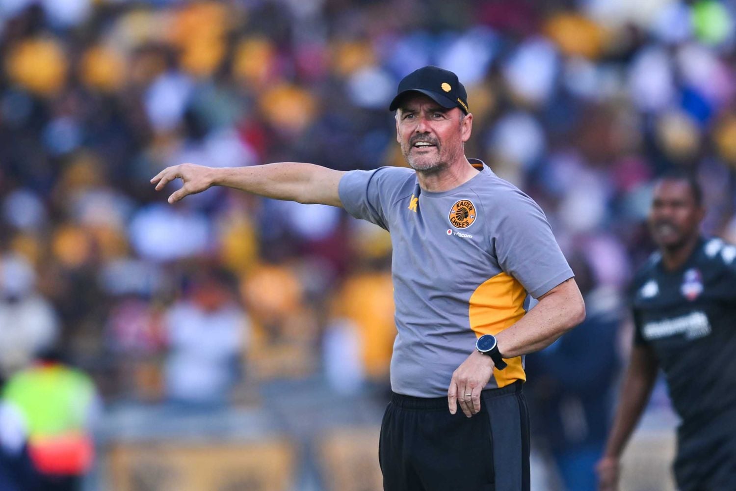OPINION – Da Cruz’ mixed messages are not helping Kaizer Chiefs