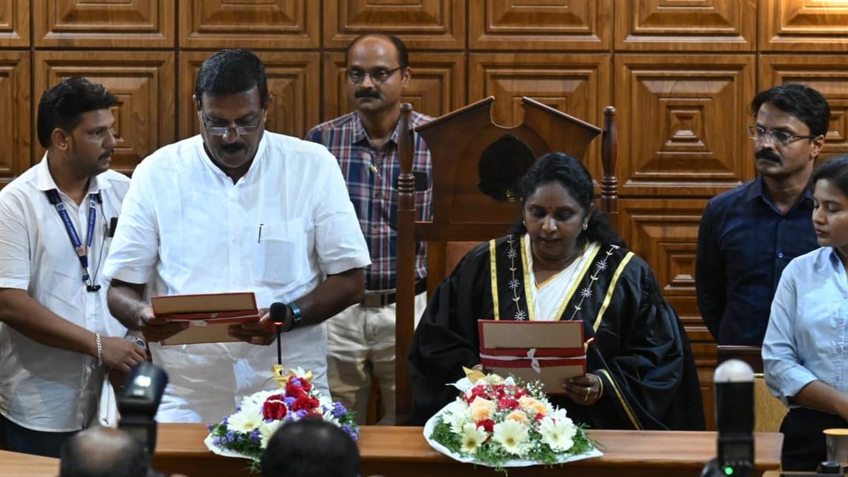 UDF nominee V.R. Sudheer sweeps aside rivals to become Kochi Corporation Deputy Mayor