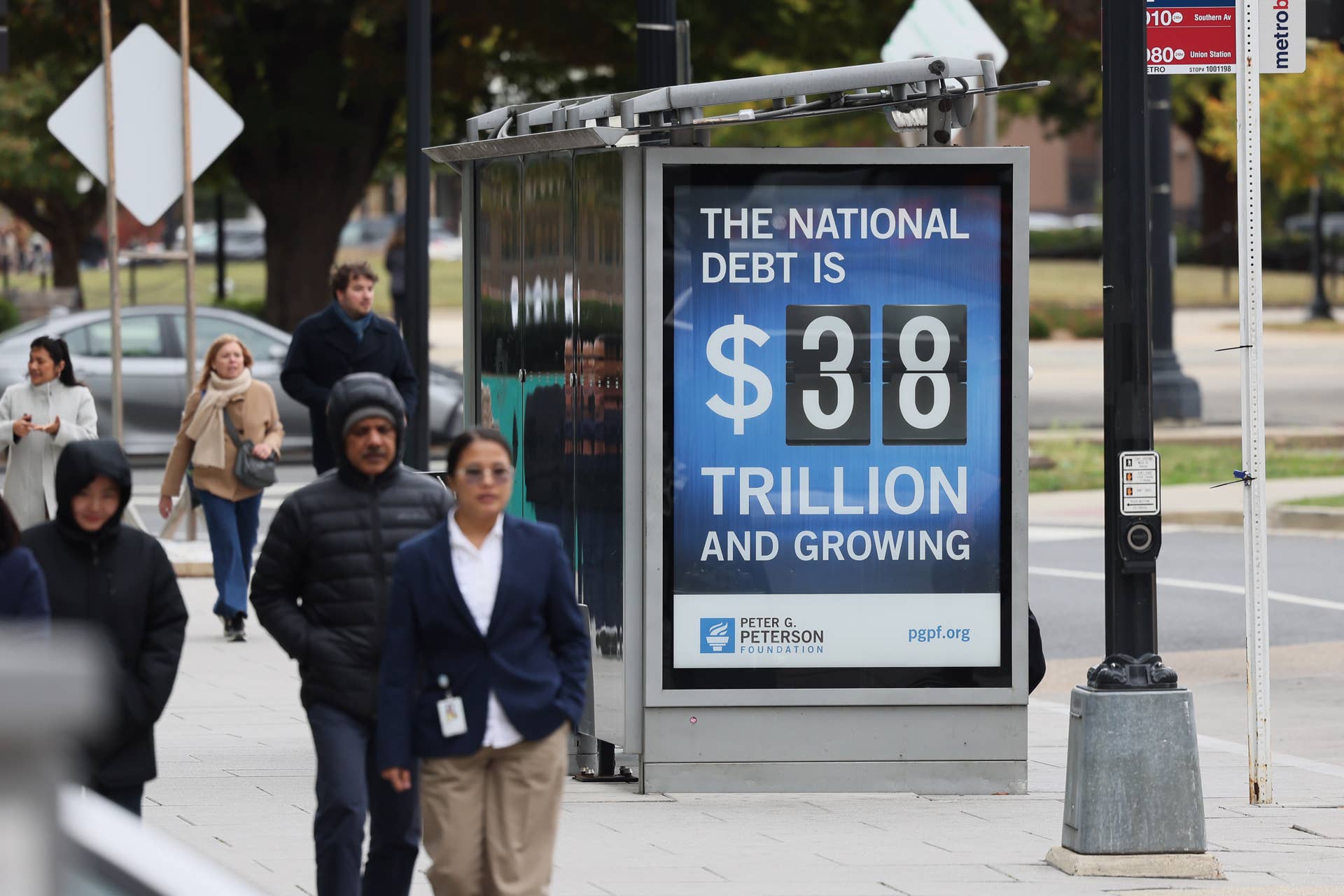 U.S. debt just hit a new record, and investors are fleeing to Bitcoin, gold