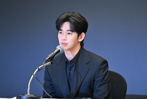 Police drop underage dating charge against actor Kim Soo-hyun