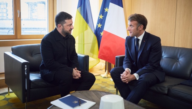 Zelensky discusses US visit with Macron, offers Ukraine's help in fighting French wildfires
