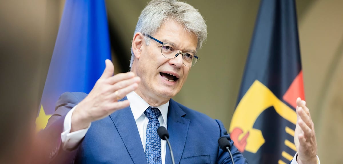Schnieder meldet sich ab – ohne Kritik an Merz