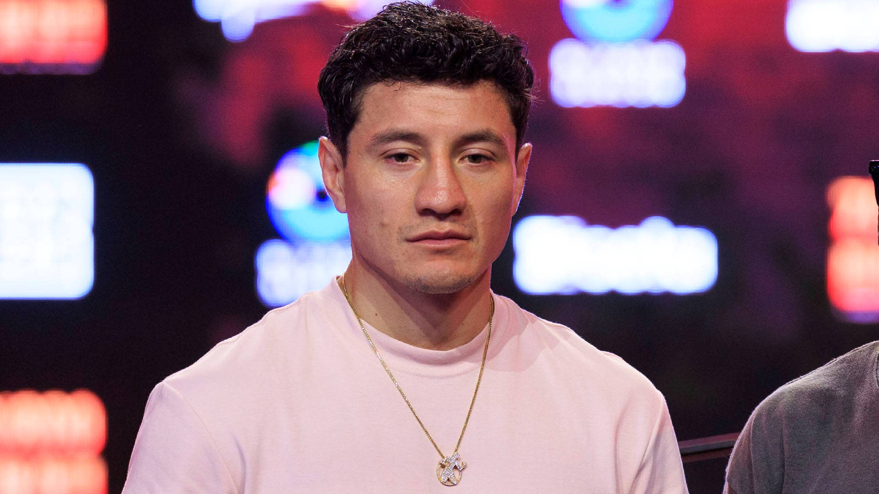 William Zepeda Chases Title With No Intentions of Changing His Style