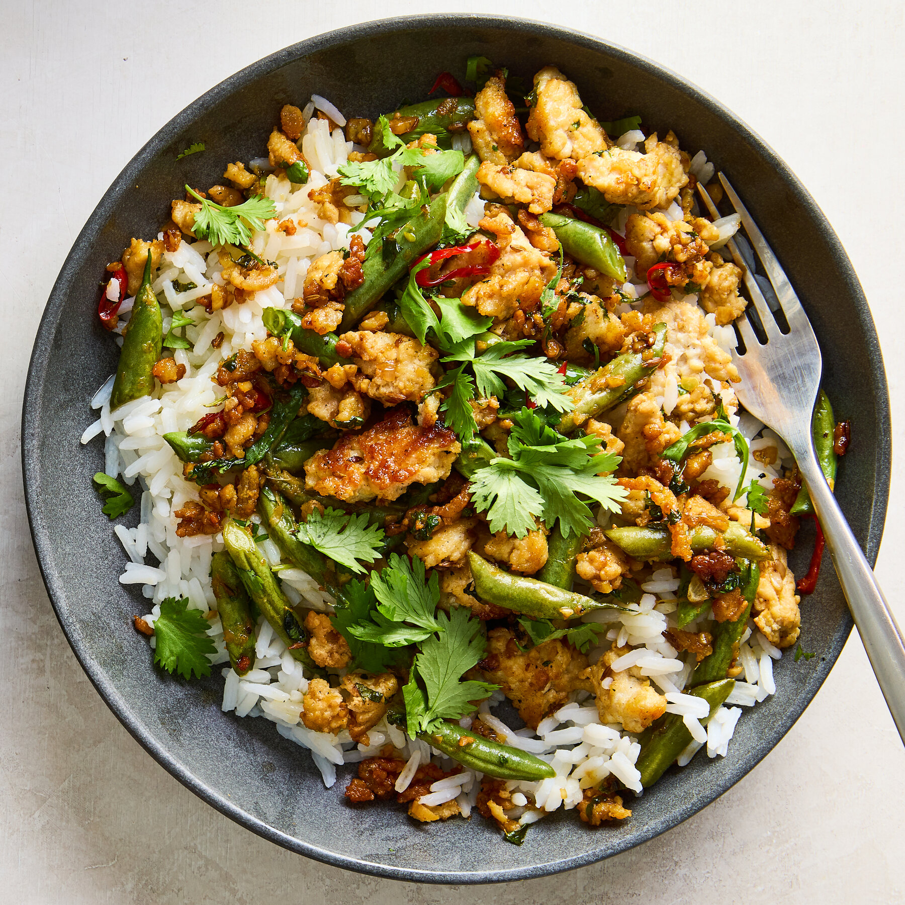 Ground Chicken Grounds This Savory Stir-Fry With Green Beans
