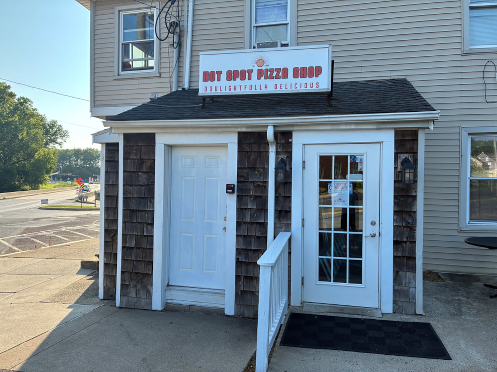 New pizza shop opens in eastern Pa. this weekend with giveaways, specials