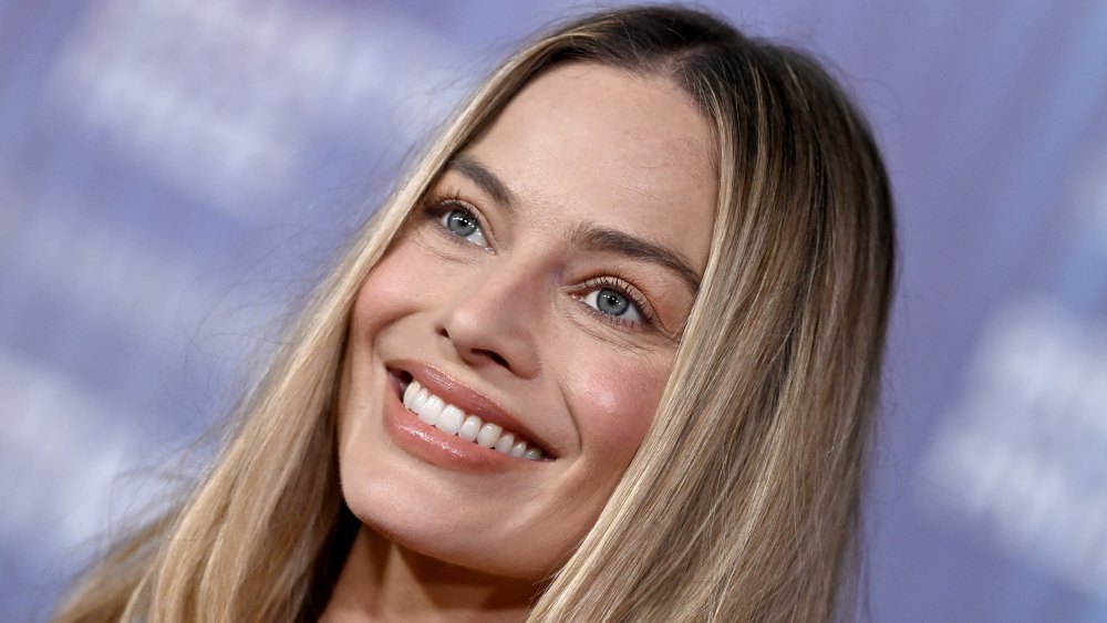 Yes, Margot Robbie's $580 Silky Outfit Is Dreamy — As Is This $15 Version